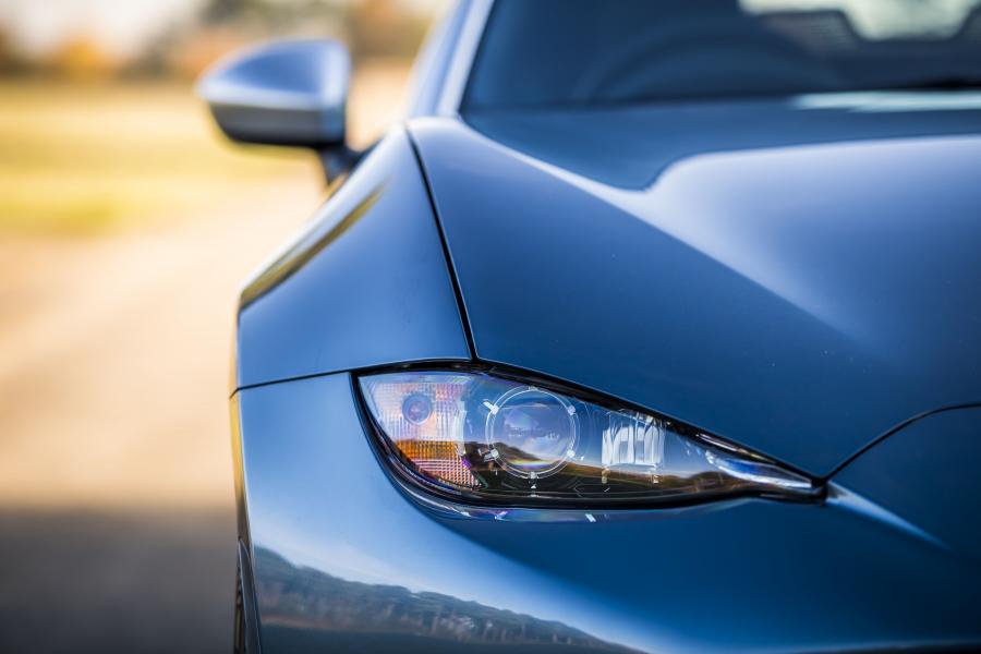 Детали экстерьера Mazda MX-5 Arctic 2017 года  (UK) (фото 45 из 53)